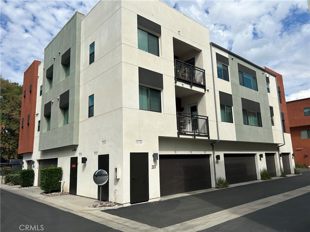 400 W Central 304, Brea CA 92821 - photo 1
