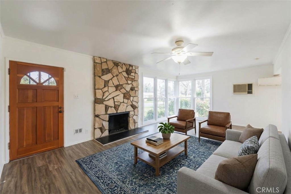 This photo has been virtually staged using AI. - 418 Union, Brea CA 92821 - photo 6