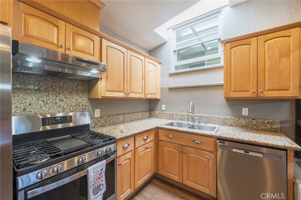 418 Union, Brea CA 92821 - photo 15