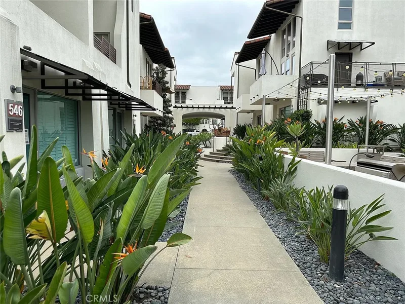 544 S Brea, Brea, CA 92821