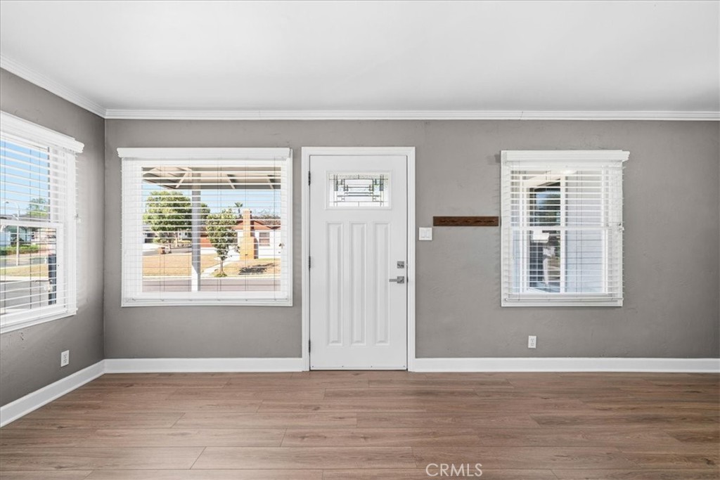 Foyer - 550 Magnolia, Brea CA 92821 - photo 4