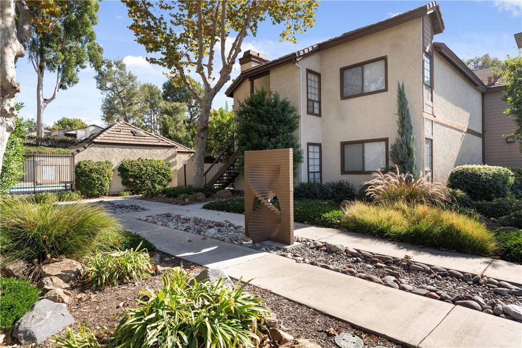 560 N Brea Boulevard 30, Brea CA 92821 - photo 1