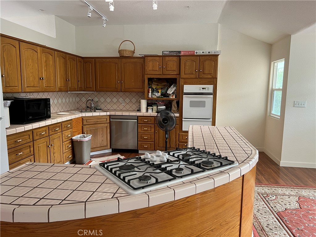 5620 Carbon Canyon, Brea CA 92823 - photo 34