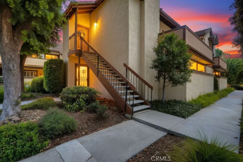 640 N Brea 68, Brea