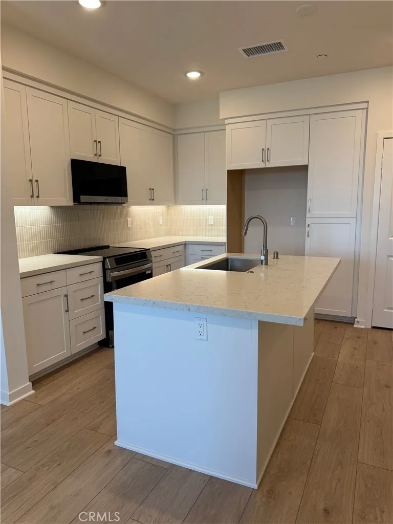 685 S Brea Boulevard 103, Brea