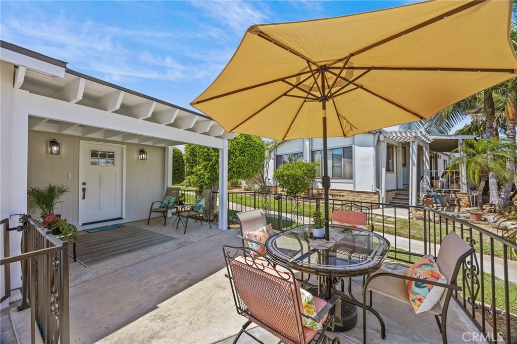 685 Wood Lake Drive 184, Brea CA 92821 - photo 4