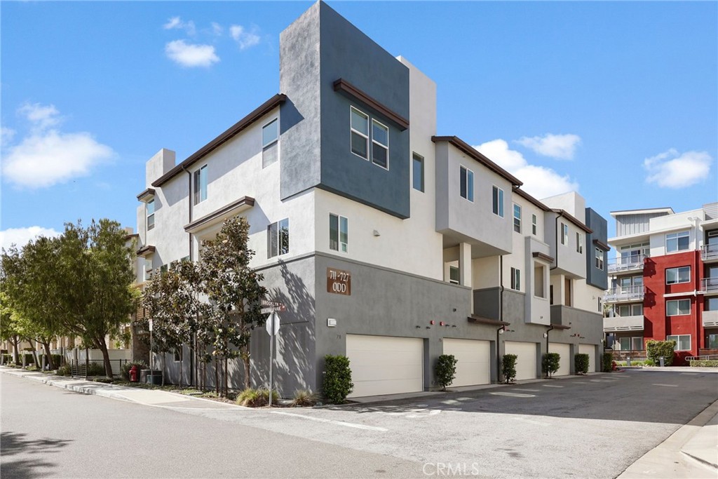 711 Brooklyn, Brea CA 92821 - photo 1
