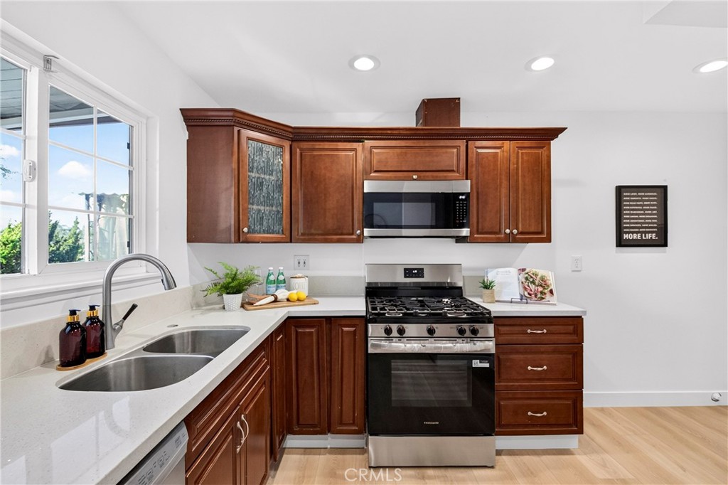 4884 Argyle Drive, Buena Park CA 90621 - photo 6