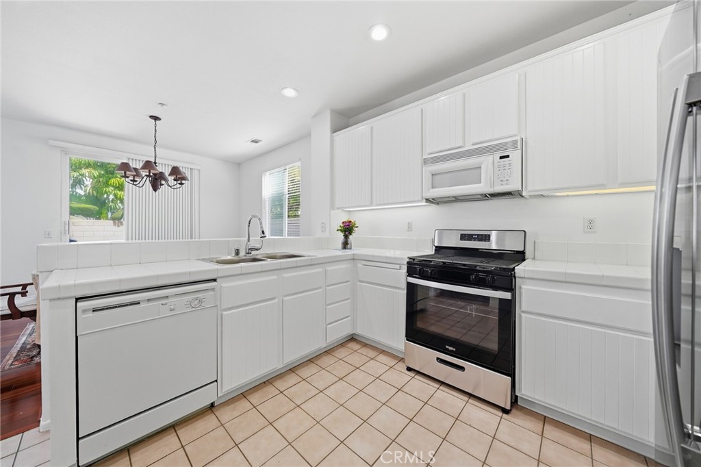 5 Bayview Drive, Buena Park CA 90621 - photo 11