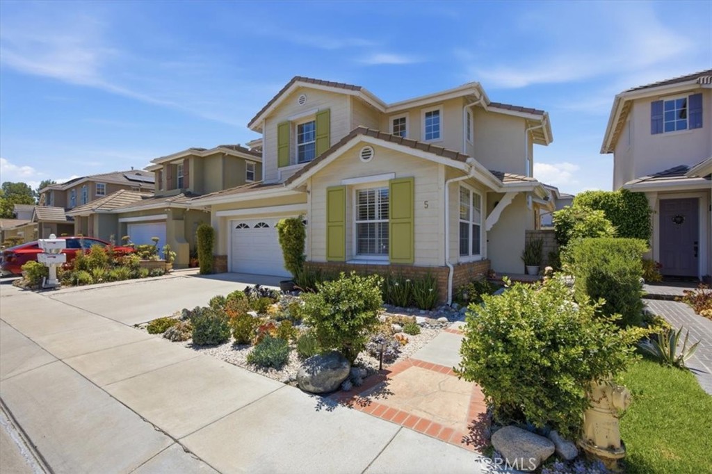 5 Woodlake, Buena Park CA 90621 - photo 1