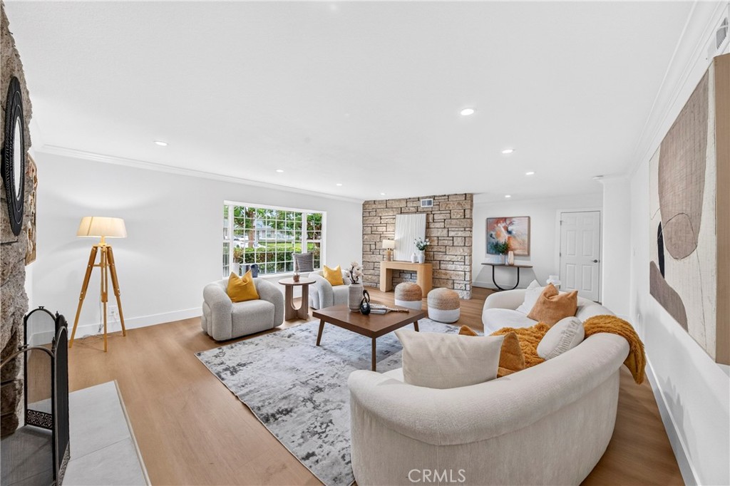 5174 Fox Hills Avenue, Buena Park CA 90621 - photo 8