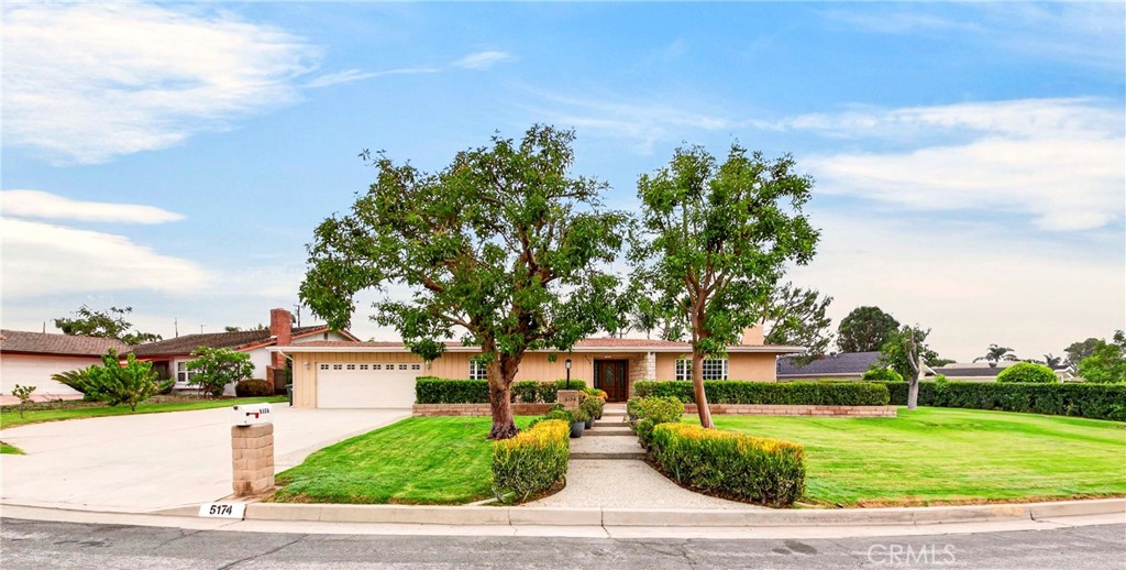 5174 Fox Hills Avenue, Buena Park CA 90621 - photo 32