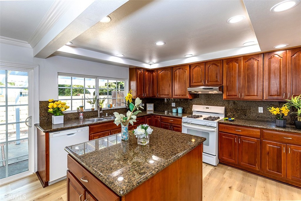5353 Barrett Circle, Buena Park CA 90621 - photo 1