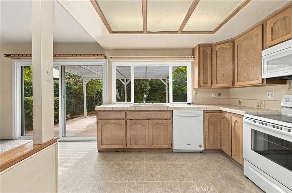 5408 Barrett Circle, Buena Park CA 90621 - photo 20