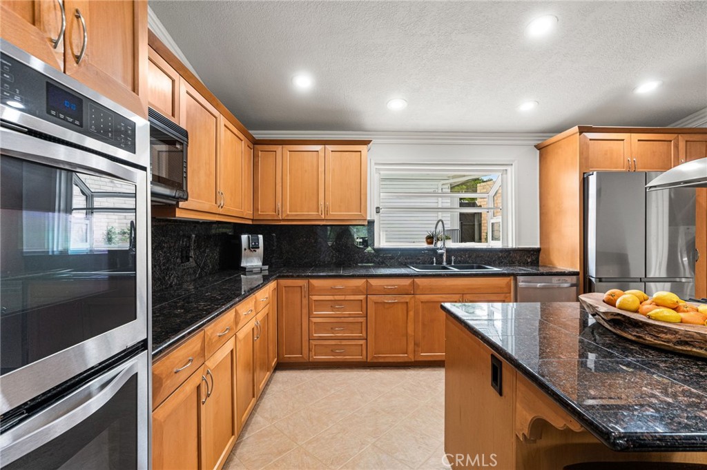 5431 Rockledge Drive, Buena Park CA 90621 - photo 24