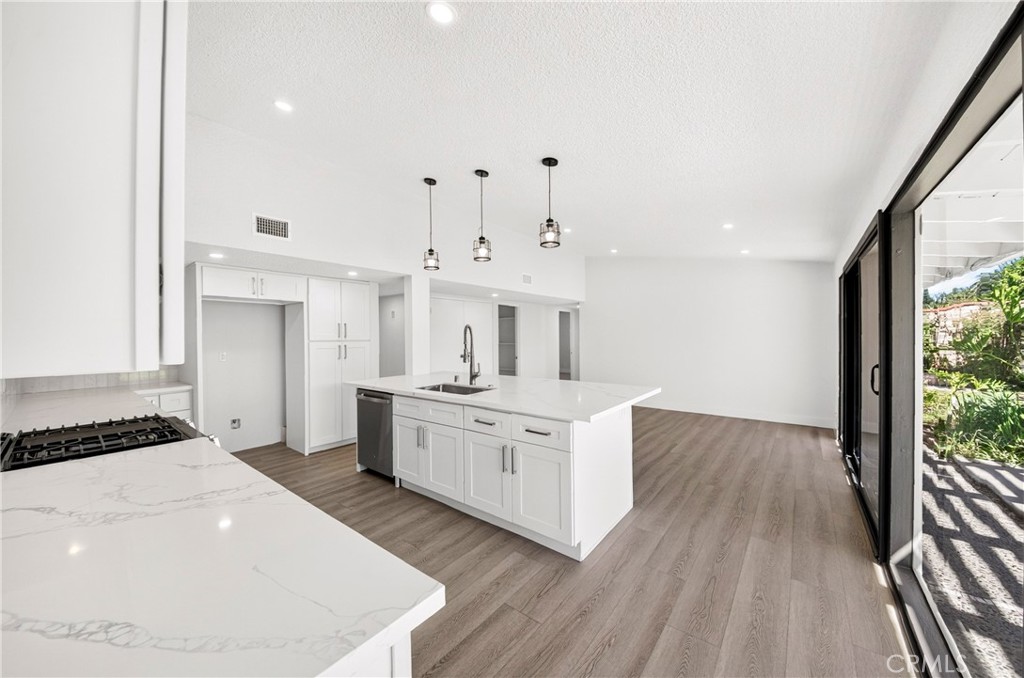 5452 Rockledge, Buena Park CA 90621 - photo 11