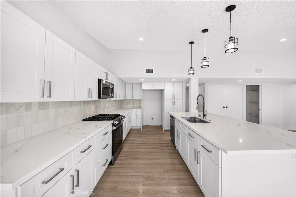 5452 Rockledge, Buena Park CA 90621 - photo 12