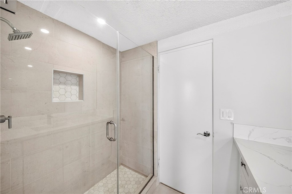 5452 Rockledge, Buena Park CA 90621 - photo 29