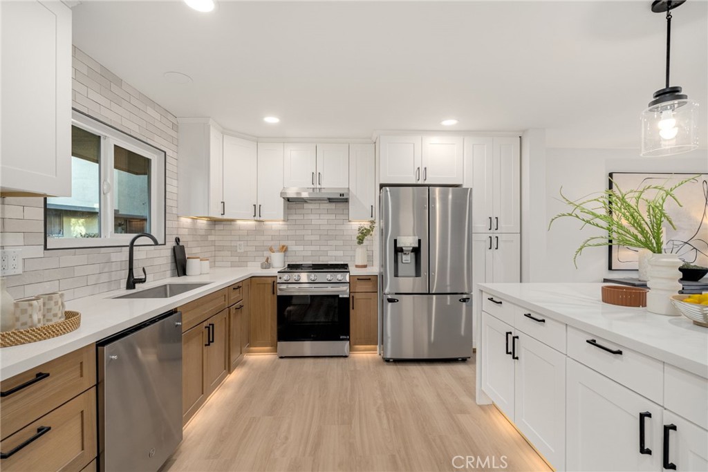 5588 Cajon, Buena Park CA 90621 - photo 1