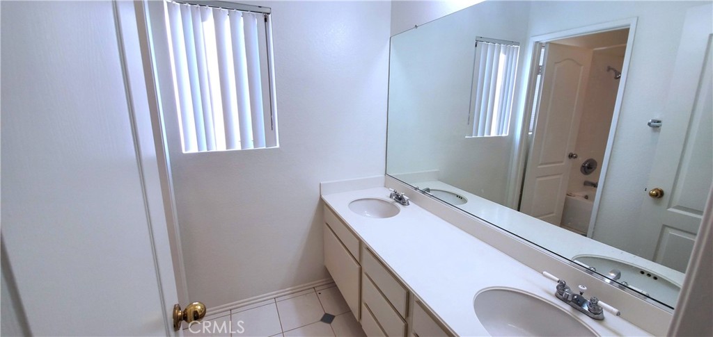 5610 Rostrata Avenue, Buena Park CA 90621 - photo 28