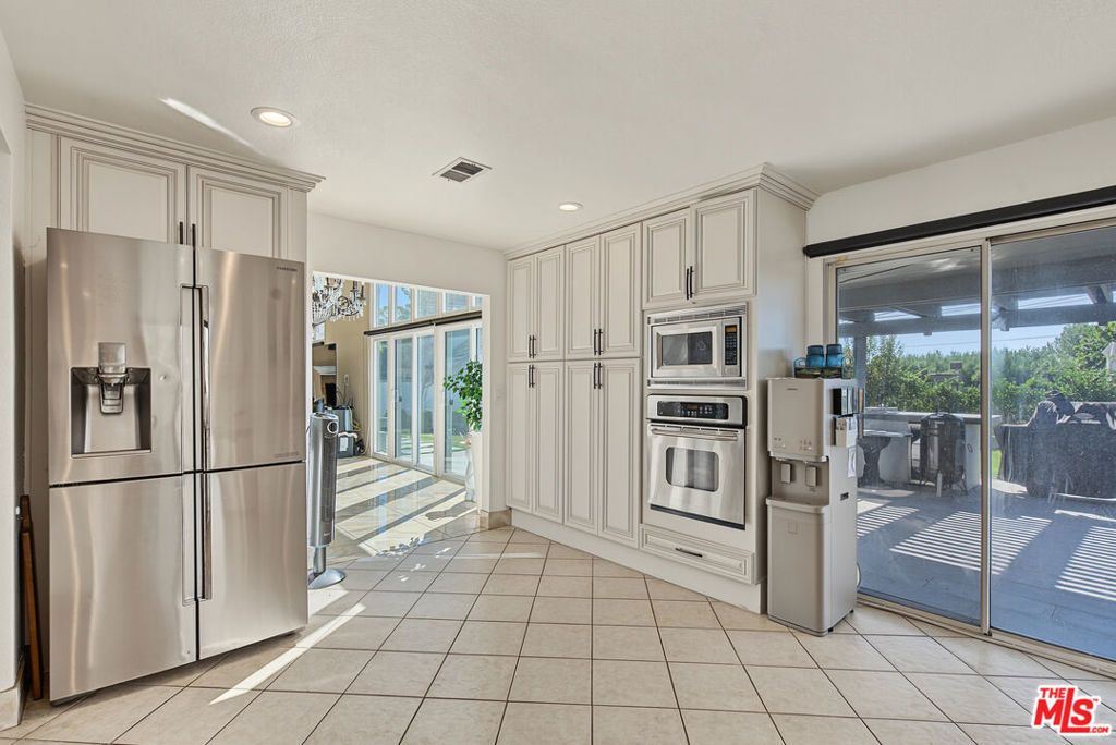 5651 Kenwood Avenue, Buena Park CA 90621 - photo 16