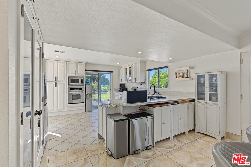 5651 Kenwood Avenue, Buena Park CA 90621 - photo 18