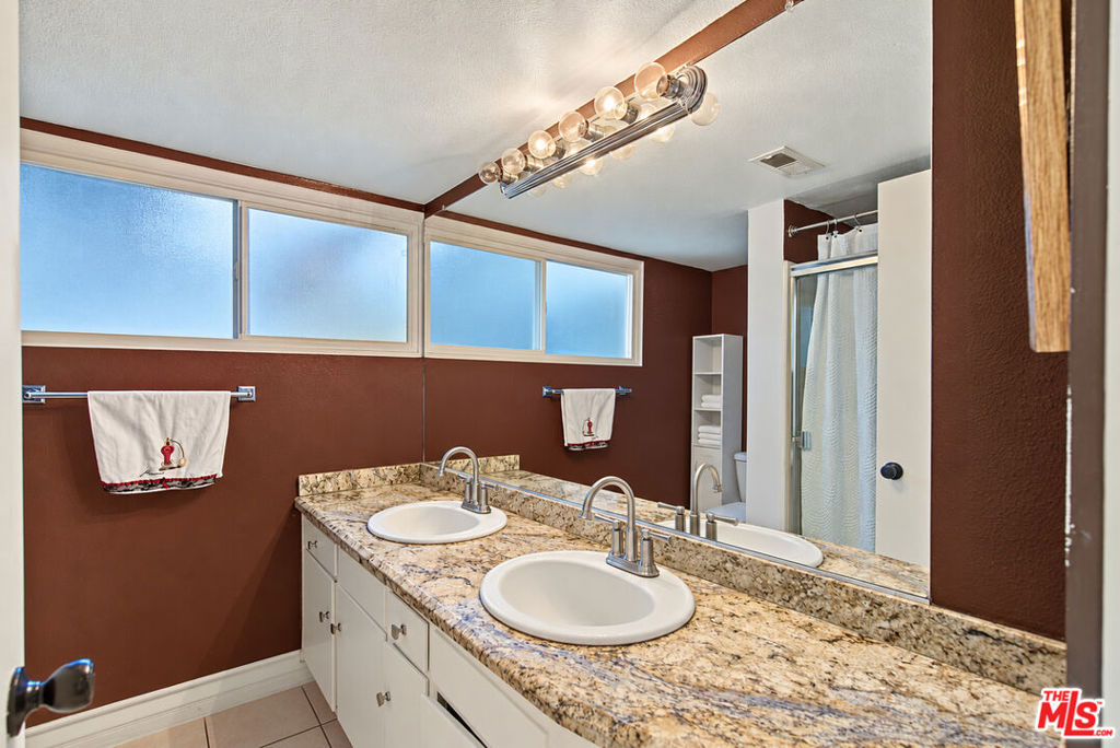 5651 Kenwood Avenue, Buena Park CA 90621 - photo 25
