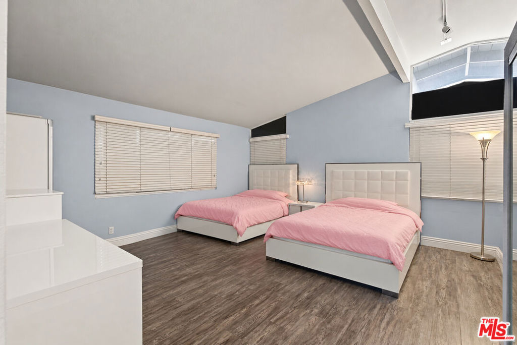5651 Kenwood Avenue, Buena Park CA 90621 - photo 33