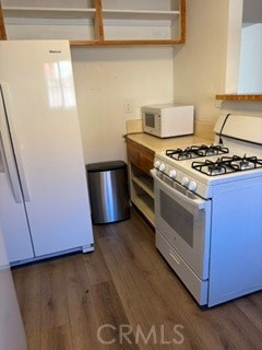 5816 Kitchen - 5812 Fullerton, Buena Park CA 90621 - photo 18