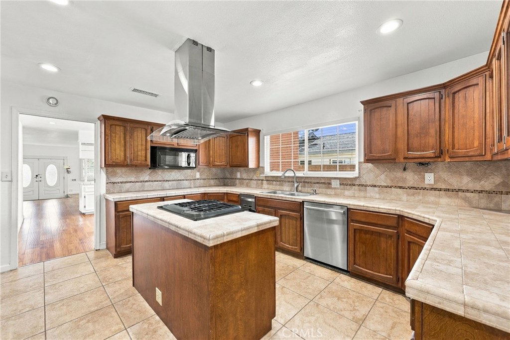 5871 Fullerton Avenue, Buena Park CA 90621 - photo 12