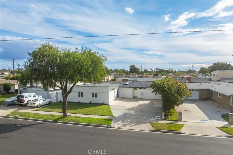 5884 Los Encinos, Buena Park, CA 90620
