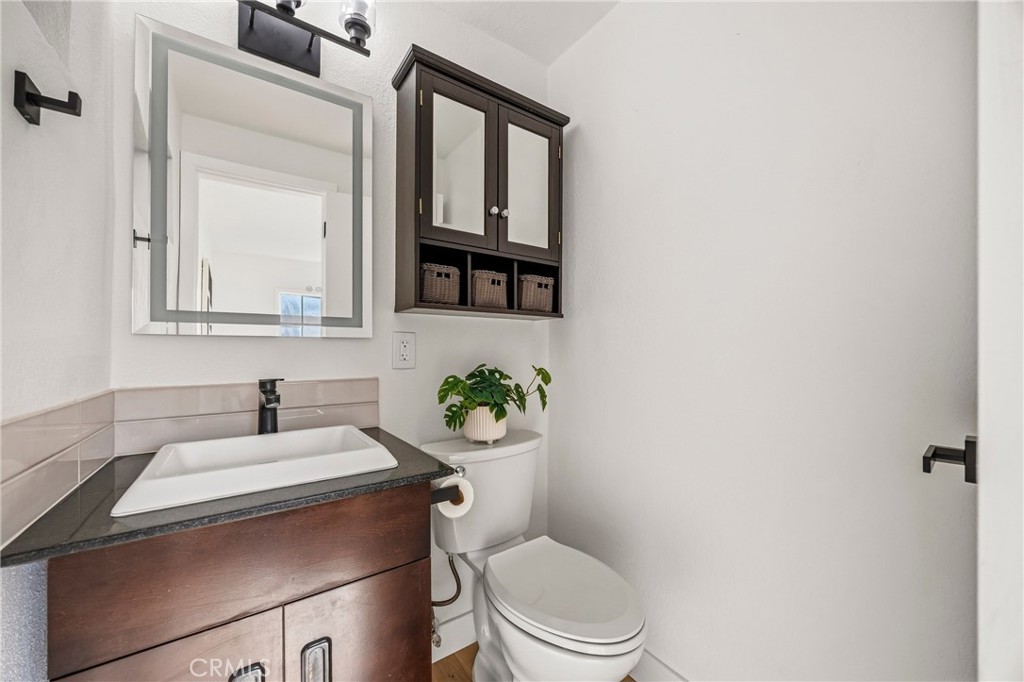 5976 Los Feliz, Buena Park CA 90620 - photo 19