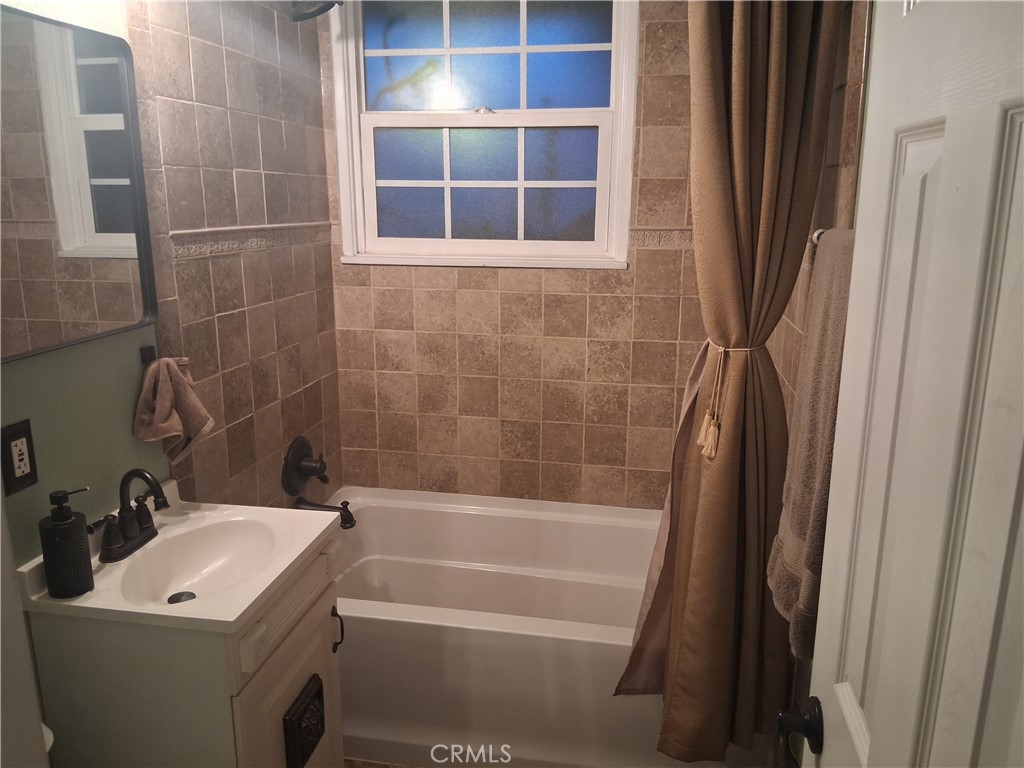 6326 SAN ROBERTO Circle, Buena Park CA 90620 - photo 18
