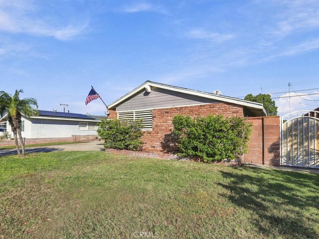 6555 San Alano Circle, Buena Park CA 90620 - photo 4