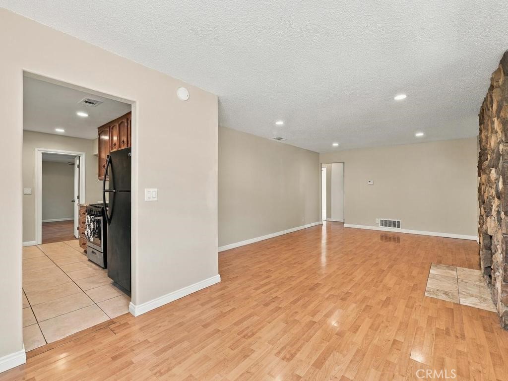 6555 San Alano Circle, Buena Park CA 90620 - photo 14