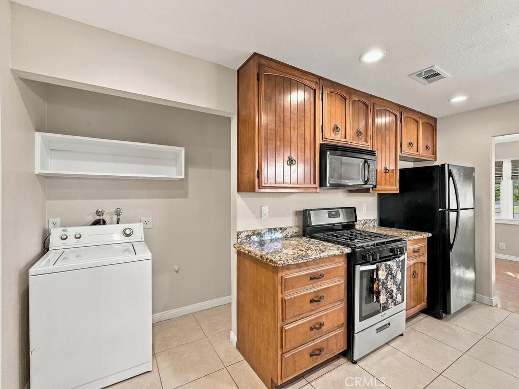6555 San Alano Circle, Buena Park CA 90620 - photo 19