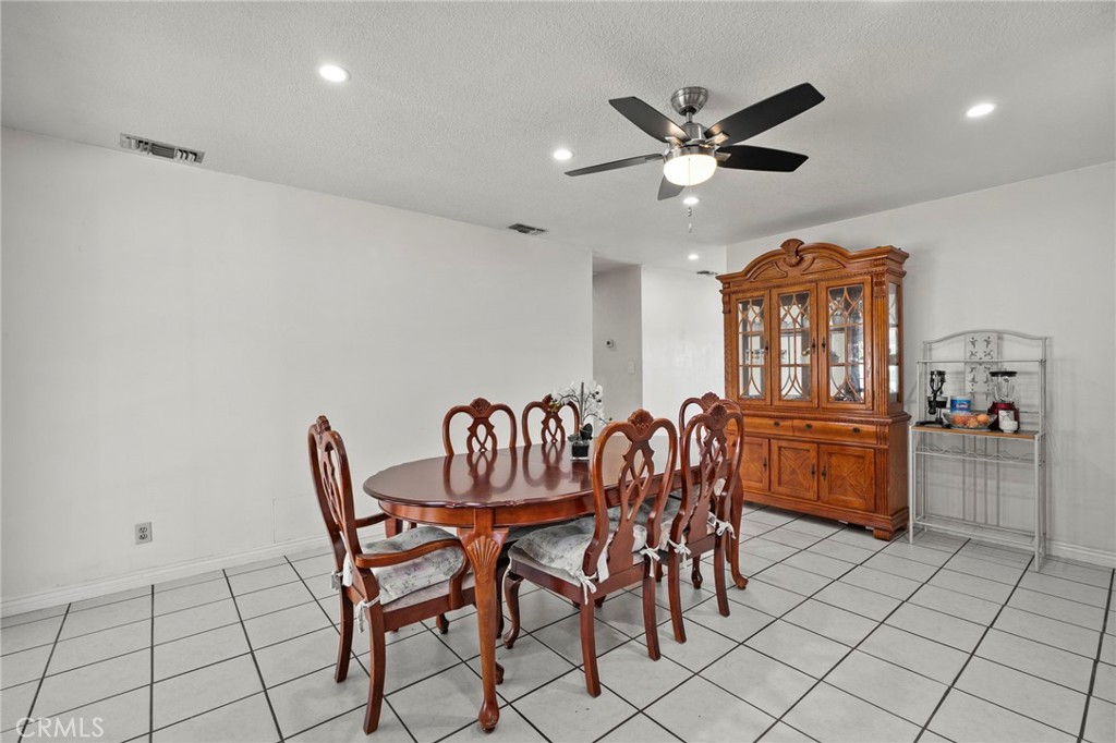 6621 Rostrata, Buena Park CA 90621 - photo 10