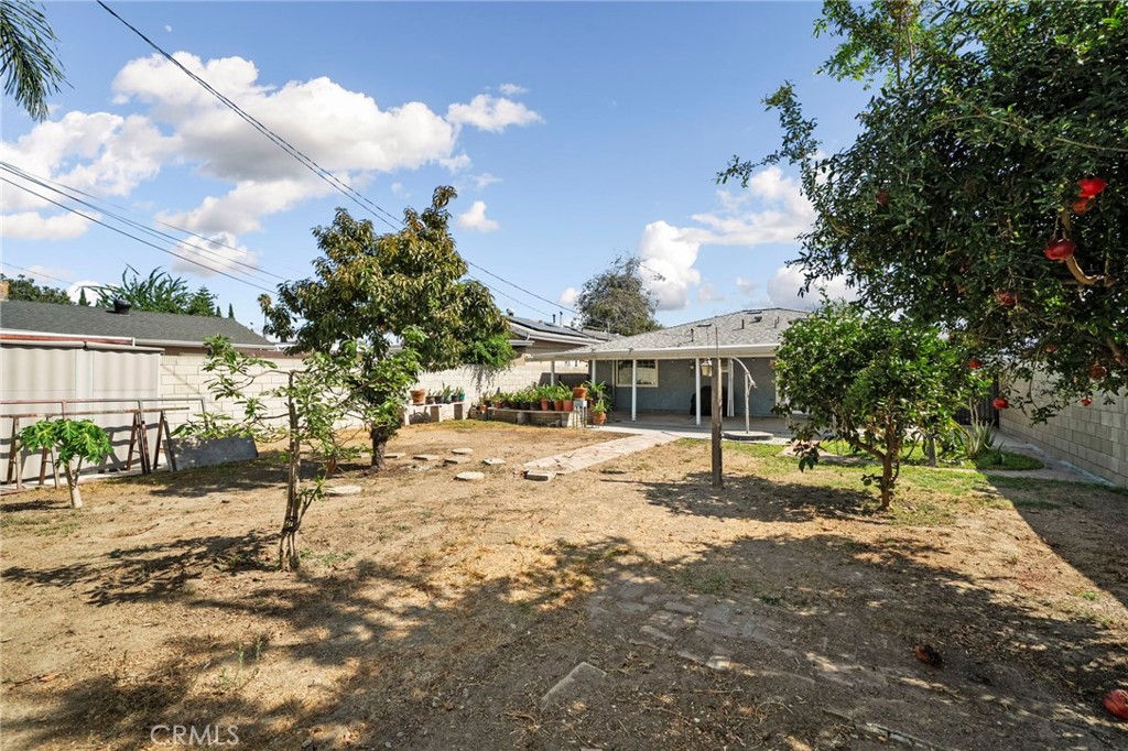 6621 Rostrata, Buena Park CA 90621 - photo 23