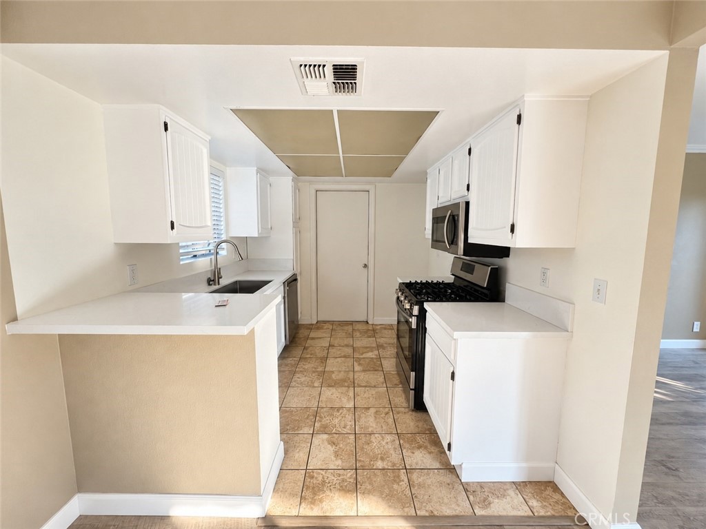 6651 Western Avenue, Buena Park CA 90621 - photo 37