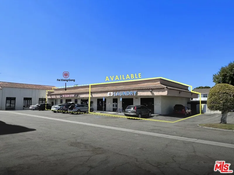 6681 Beach Boulevard, Buena Park, CA 90621