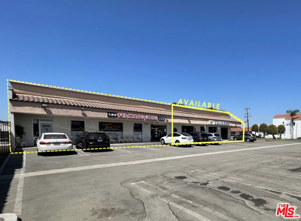 6681 Beach Boulevard, Buena Park CA 90621 - photo 3