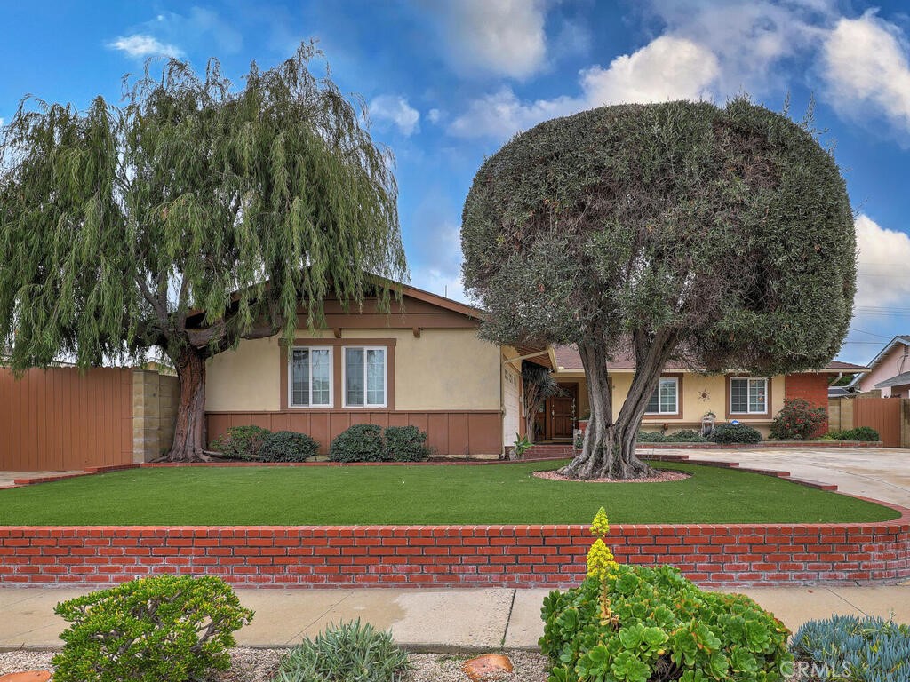 6724 Longfellow Drive, Buena Park CA 90620 - photo 1