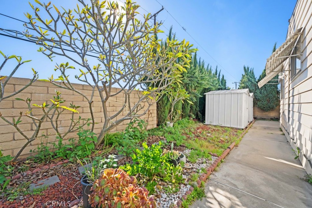 6741 Lincoln 15, Buena Park CA 90620 - photo 31