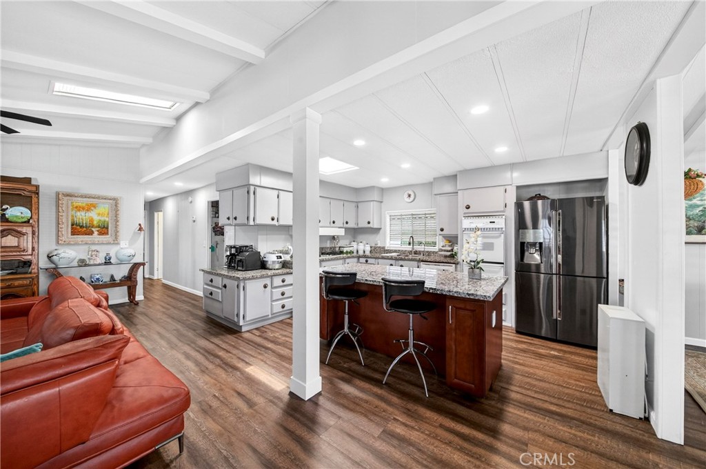 6741 Lincoln Ave Spc 112, Buena Park CA 90620 - photo 8