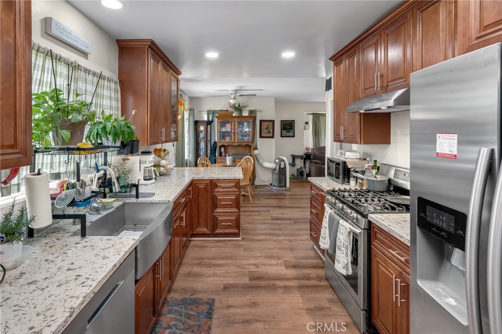 6861 Naomi Avenue, Buena Park CA 90620 - photo 1