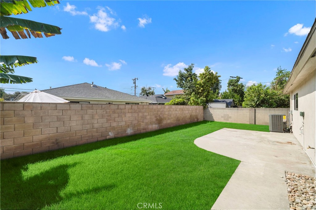 6916 Houston, Buena Park CA 90620 - photo 21