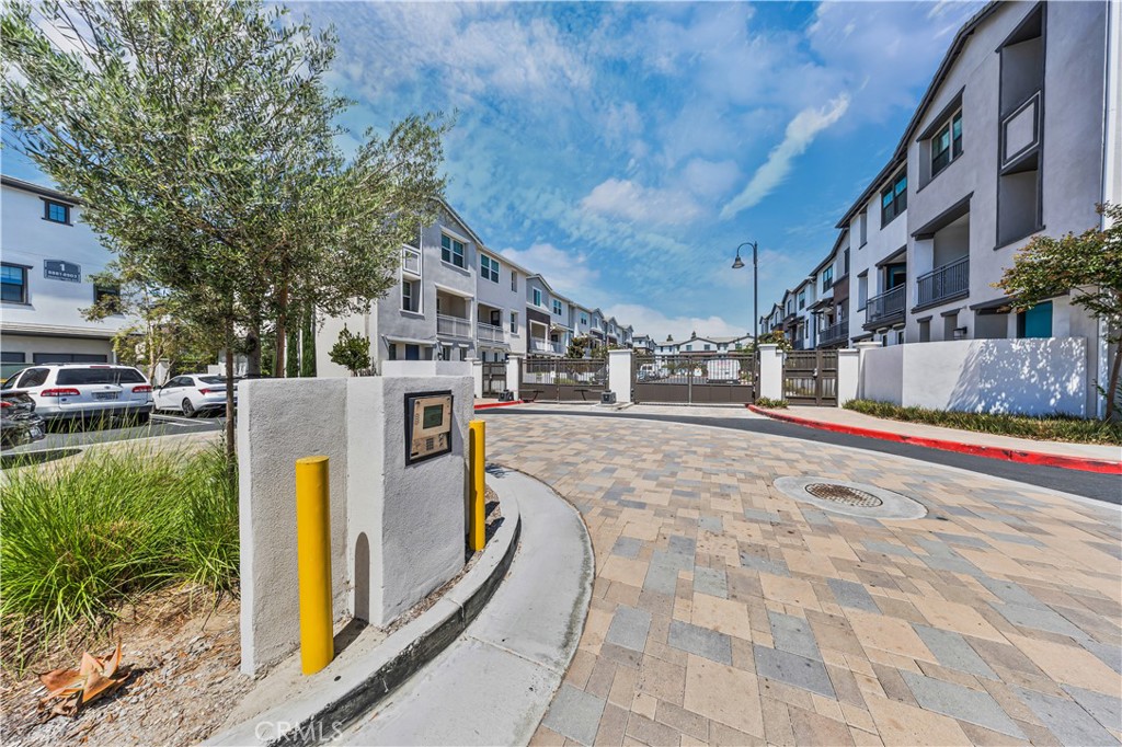 6989 Alderwood, Buena Park CA 90621 - photo 28