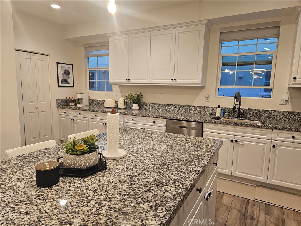 6996 Crimson, Buena Park CA 90621 - photo 12