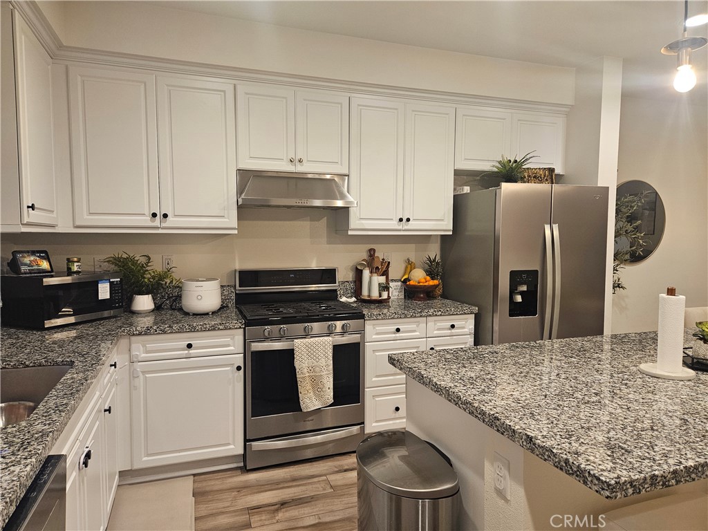 6996 Crimson, Buena Park CA 90621 - photo 13