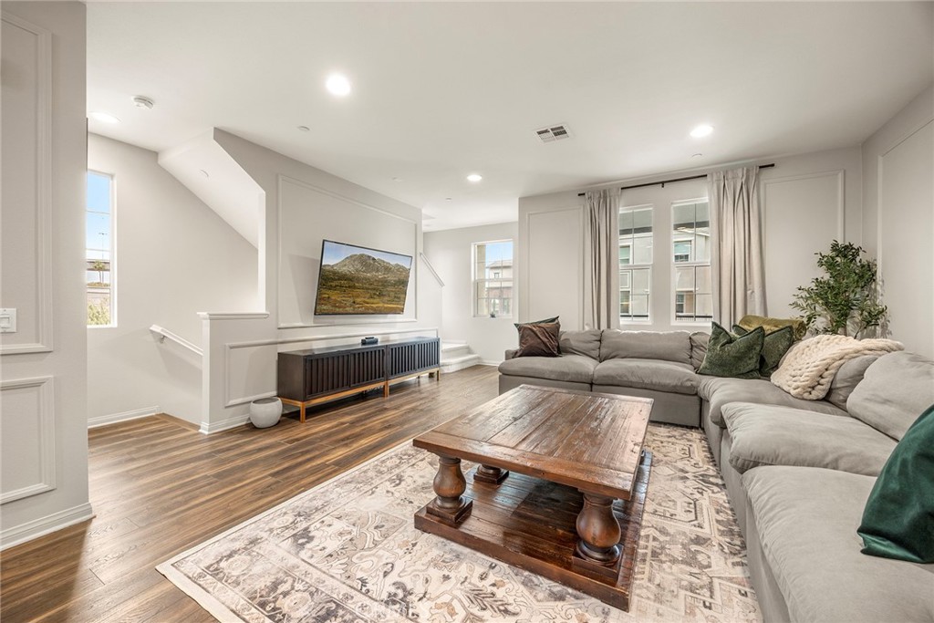 6998 Crimson Drive, Buena Park CA 90621 - photo 1